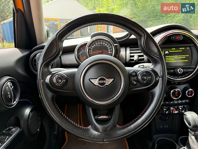 Хетчбек MINI Cooper 2016 в Дніпрі