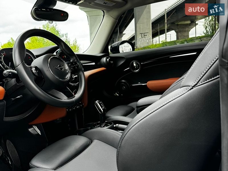 Хэтчбек MINI Cooper 2022 в Киеве фото 18 Хэтчбек MINI Cooper 2022 в Киеве