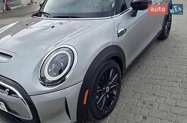 Хэтчбек MINI Cooper 2023 в Яворове