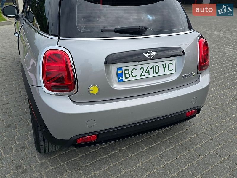 Хэтчбек MINI Cooper 2023 в Яворове