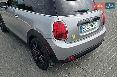 Хэтчбек MINI Cooper 2023 в Яворове