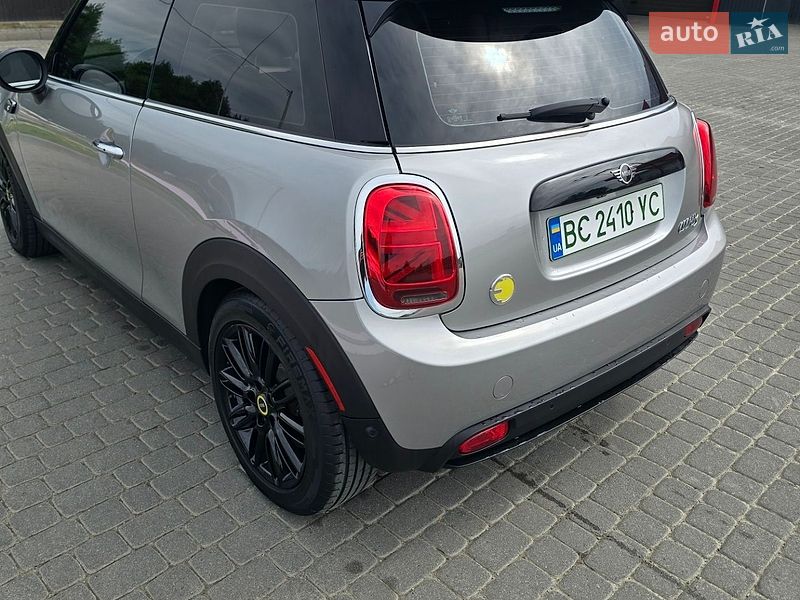 Хэтчбек MINI Cooper 2023 в Яворове
