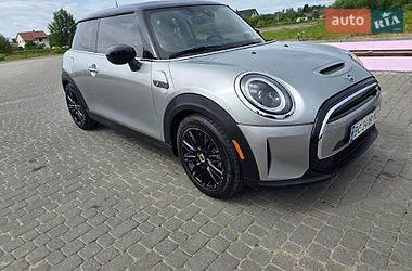 Хэтчбек MINI Cooper 2023 в Яворове