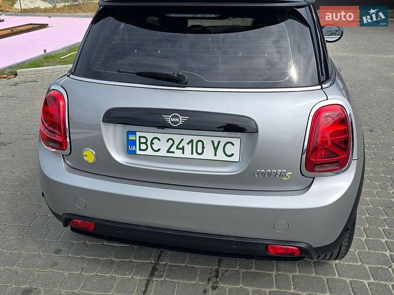Хэтчбек MINI Cooper 2023 в Яворове