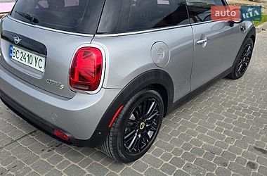 Хэтчбек MINI Cooper 2023 в Яворове