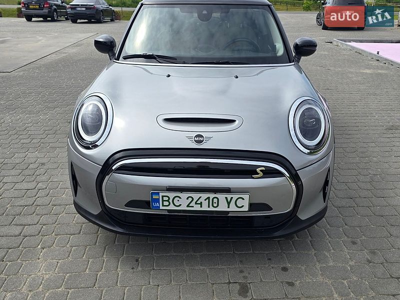 Хэтчбек MINI Cooper 2023 в Яворове