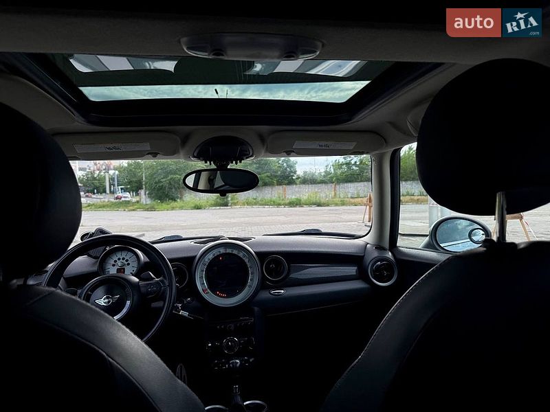 Хэтчбек MINI Cooper 2012 в Днепре фото 15 Хэтчбек MINI Cooper 2012 в Днепре