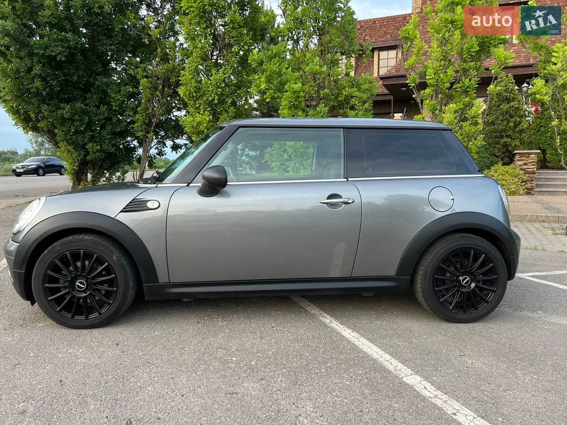 2010 MINI Cooper - мініатюра 29