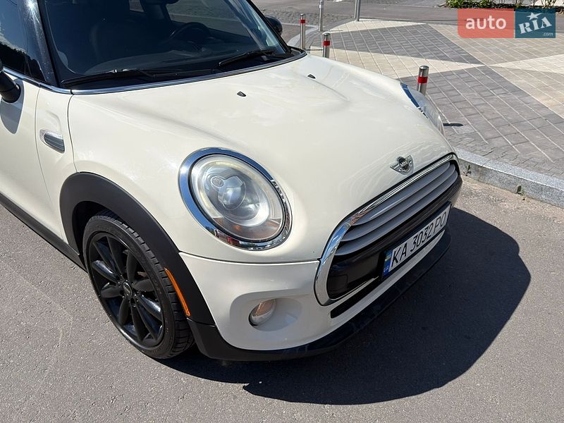 Хетчбек MINI Cooper 2015 в Києві