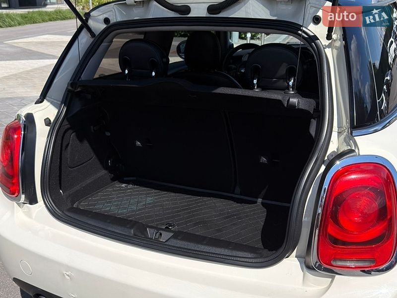 Хетчбек MINI Cooper 2015 в Києві