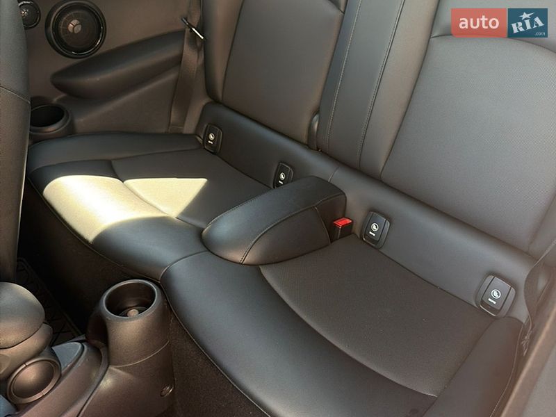 Хетчбек MINI Cooper 2015 в Києві