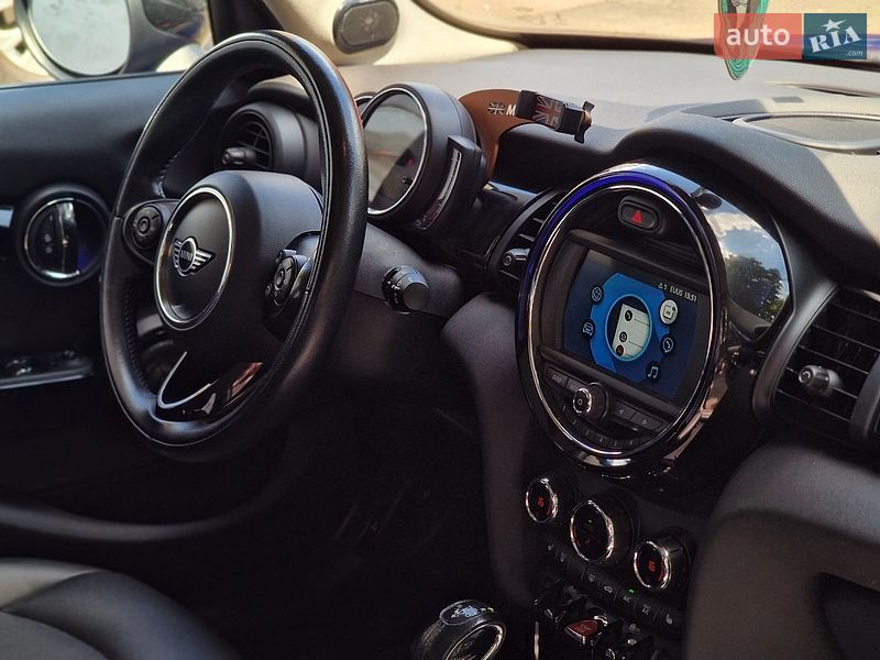 Хэтчбек MINI Cooper 2018 в Одессе