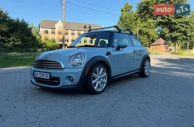 Хэтчбек MINI Cooper 2013 в Дрогобыче