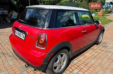 Хэтчбек MINI Cooper 2010 в Киеве