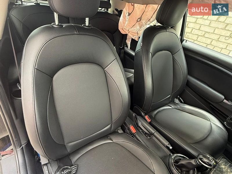 Хэтчбек MINI Cooper 2014 в Киеве