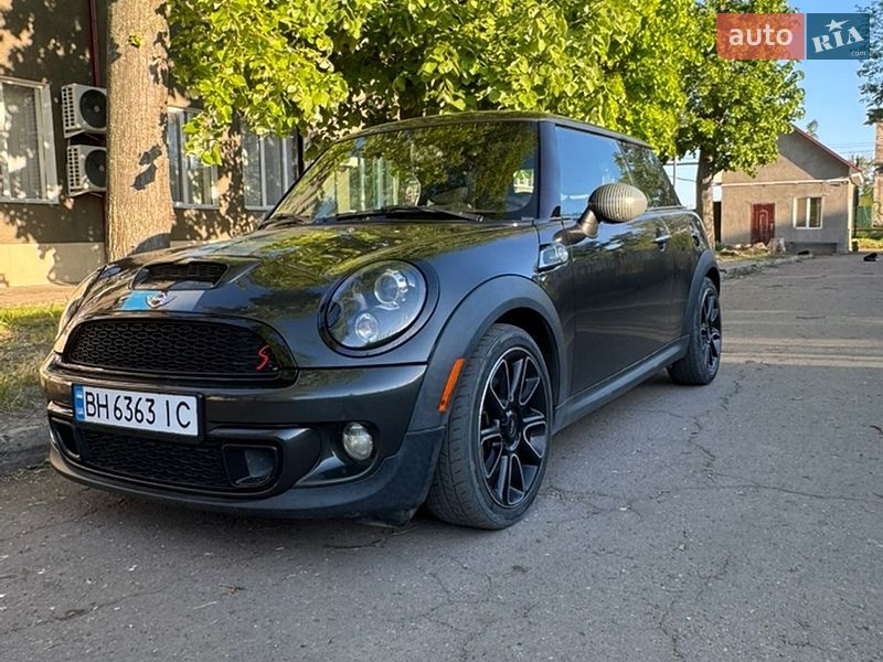 MINI Cooper 2012