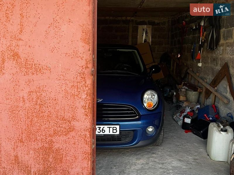 MINI Cooper 2013