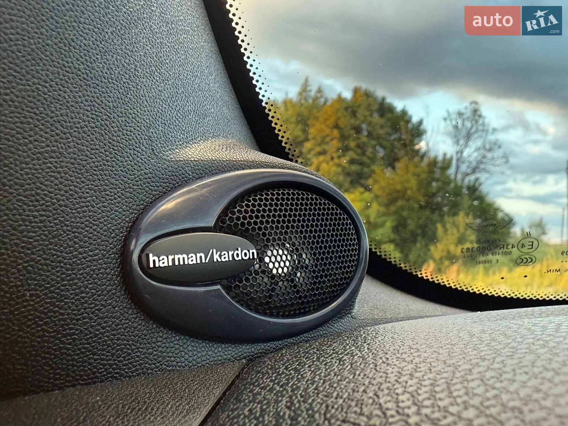 2015 MINI Cooper - мініатюра 41