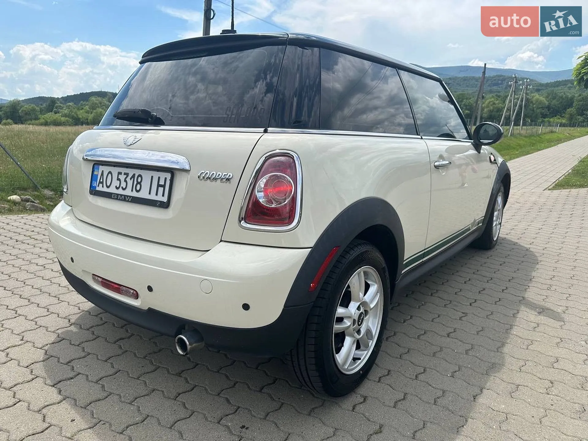 2013 MINI Cooper - мініатюра 8