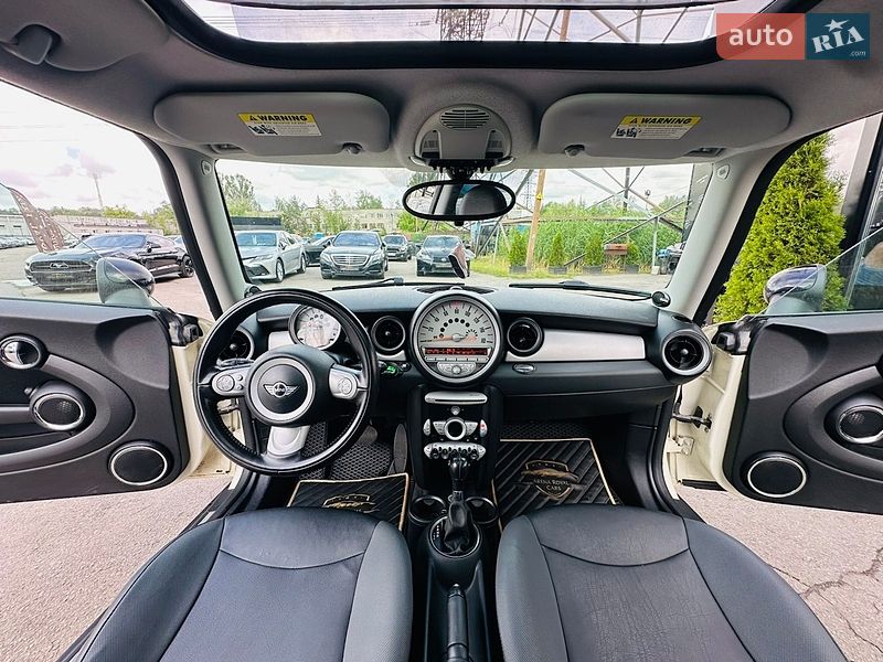 Хэтчбек MINI Cooper 2009 в Харькове