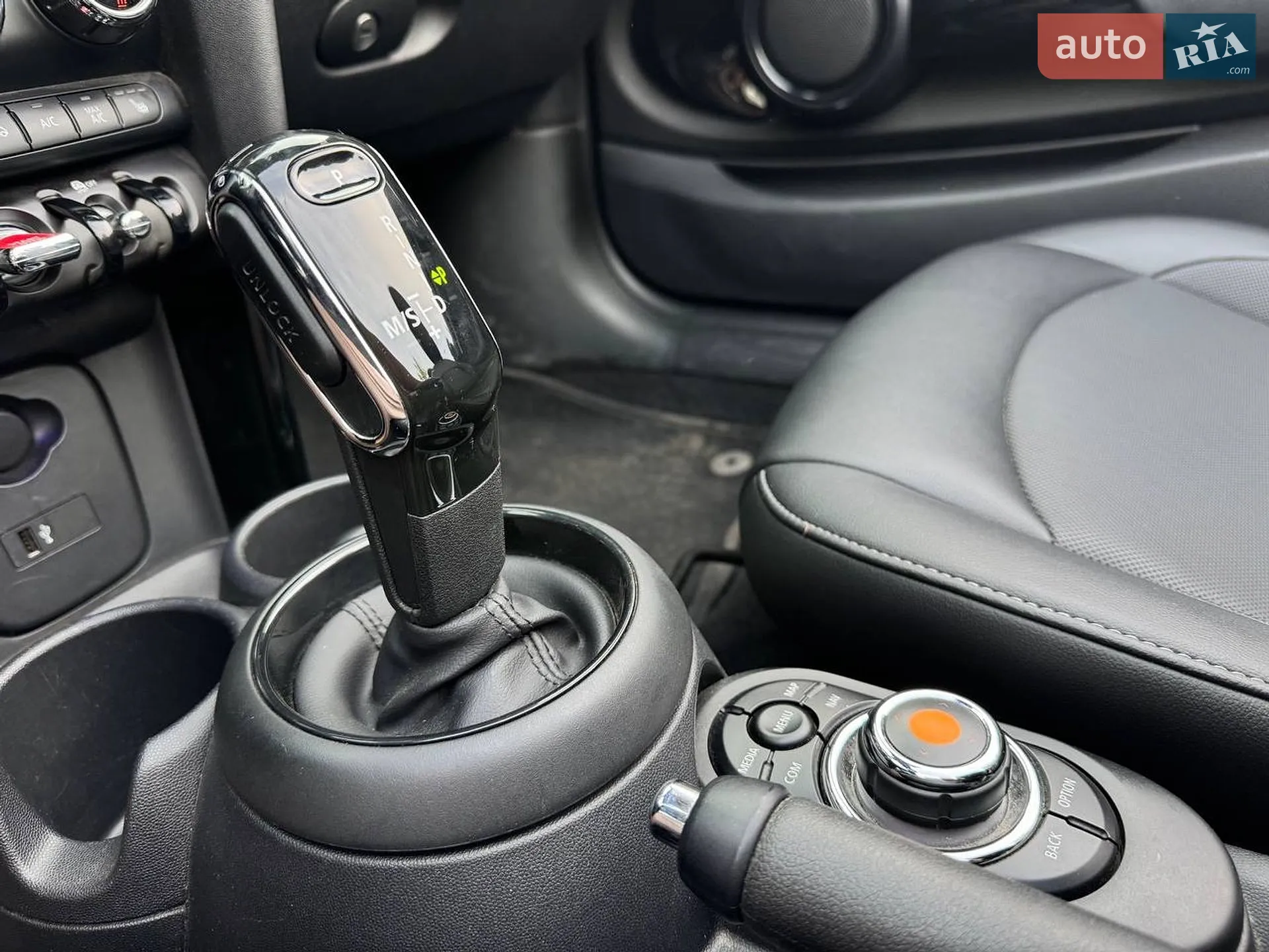 2020 MINI Cooper - мініатюра 17