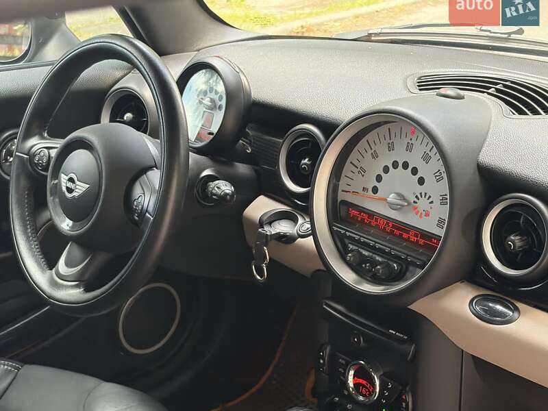 Хэтчбек MINI Cooper 2013 в Киеве