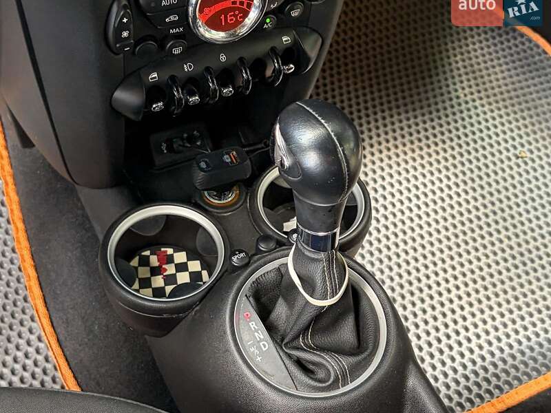 Хэтчбек MINI Cooper 2013 в Киеве