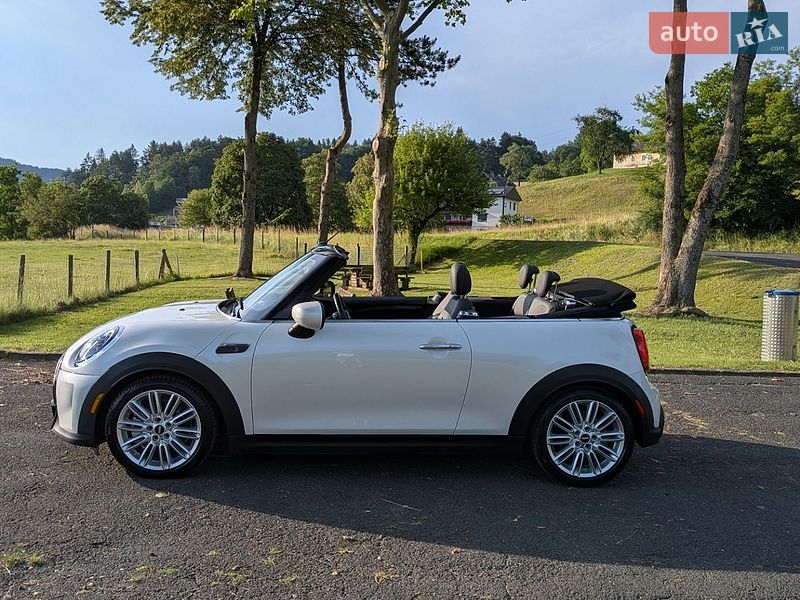 Хэтчбек MINI Cooper 2023 в Одессе
