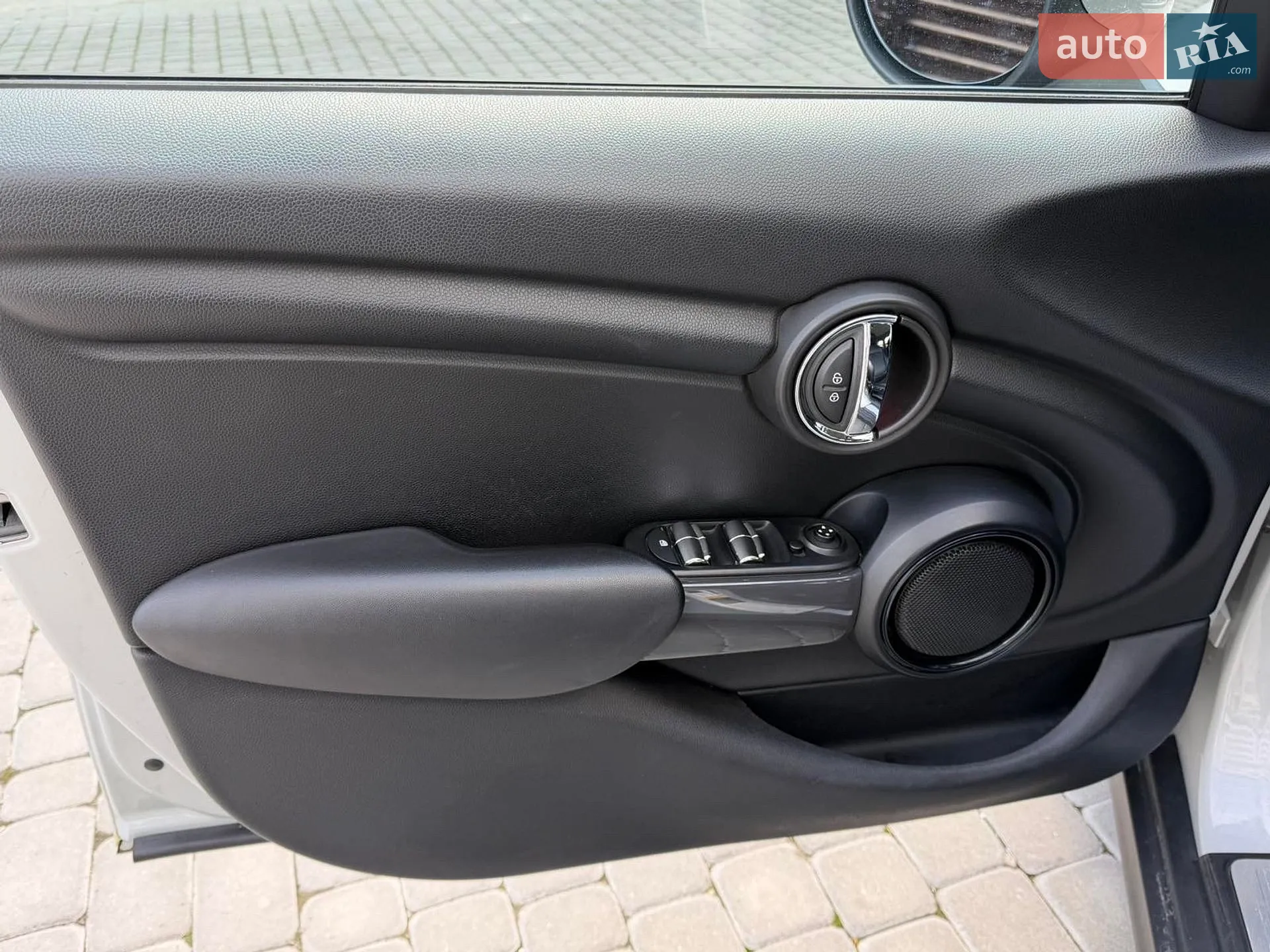 2015 MINI Cooper - мініатюра 17