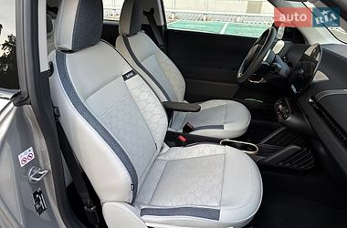 Хэтчбек MINI Cooper 2024 в Киеве