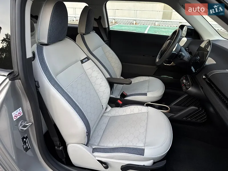 MINI Cooper 2024 VIN WMW11GC090TA65045 фото оголошення 24 з 76