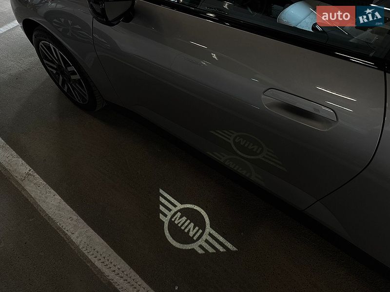 Хэтчбек MINI Cooper 2024 в Киеве