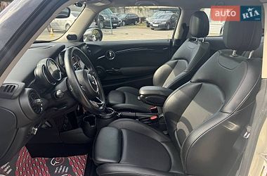 Хэтчбек MINI Cooper 2015 в Киеве
