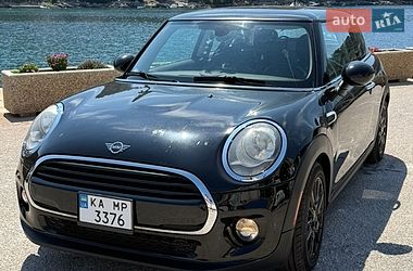 Хэтчбек MINI Cooper 2019 в Киеве фото 3 Хэтчбек MINI Cooper 2019 в Киеве