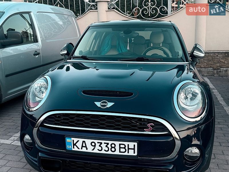 Хетчбек MINI Cooper 2015 в Києві