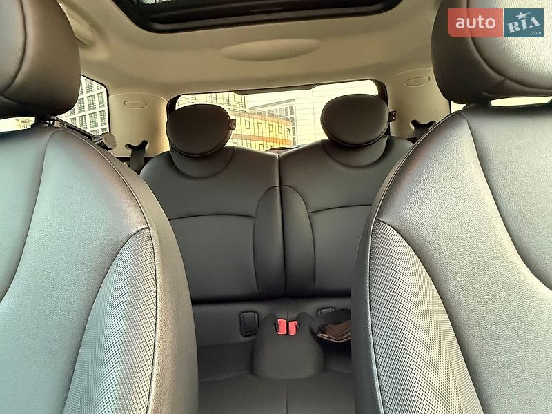 Хетчбек MINI Cooper 2012 в Львові