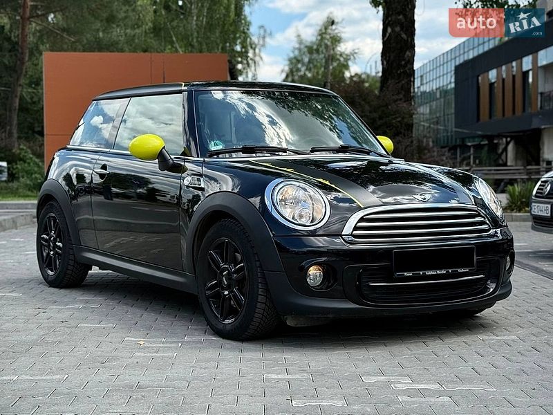 Хетчбек MINI Cooper 2013 в Чернівцях