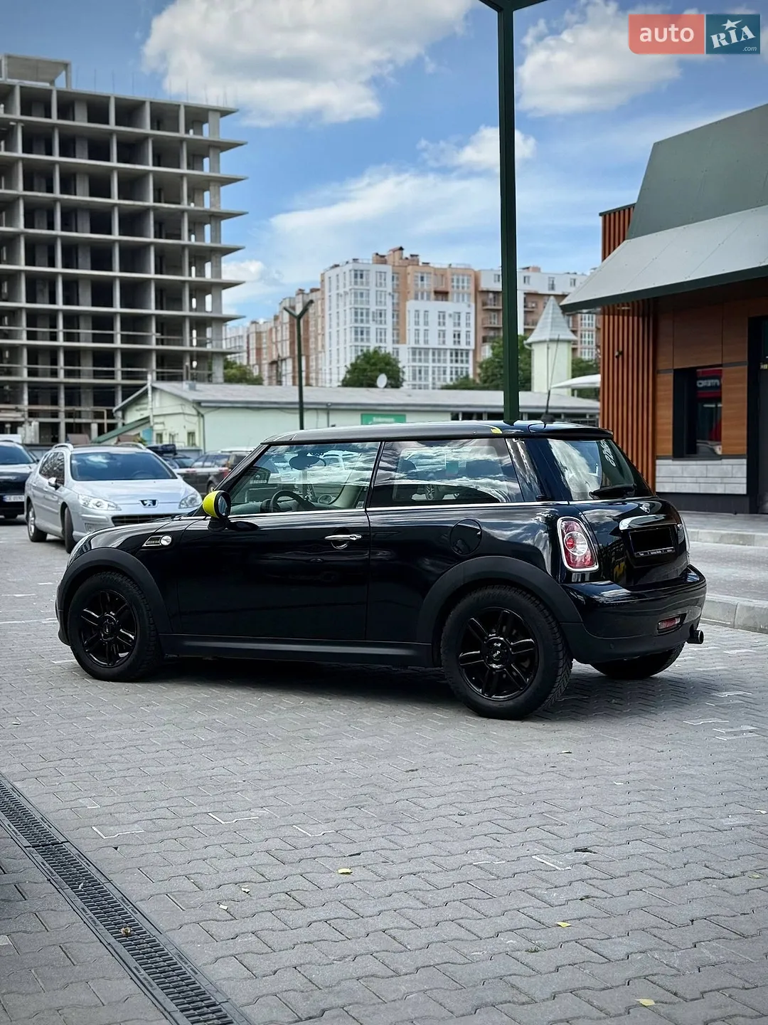 2013 MINI Cooper - мініатюра 8