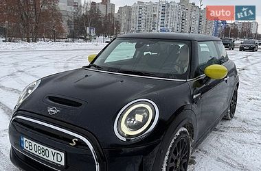 Хэтчбек MINI Cooper 2023 в Киеве фото 2 Хэтчбек MINI Cooper 2023 в Киеве