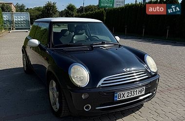 Хэтчбек MINI Cooper 2004 в Дунаевцах