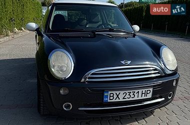Хэтчбек MINI Cooper 2004 в Дунаевцах