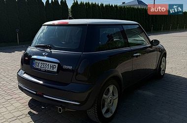 Хэтчбек MINI Cooper 2004 в Дунаевцах