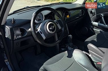Хэтчбек MINI Cooper 2004 в Дунаевцах