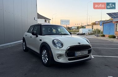 Хэтчбек MINI Cooper 2017 в Киеве