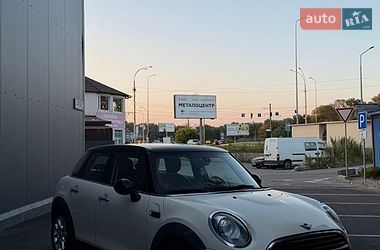Хэтчбек MINI Cooper 2017 в Киеве