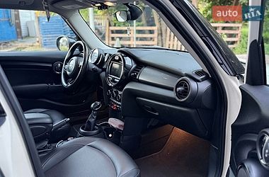 Хэтчбек MINI Cooper 2017 в Киеве