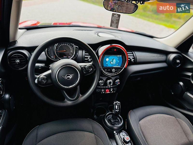 Хэтчбек MINI Cooper 2020 в Здолбунове