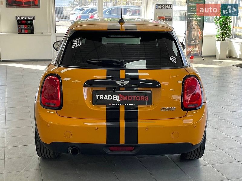 Хэтчбек MINI Cooper 2015 в Киеве