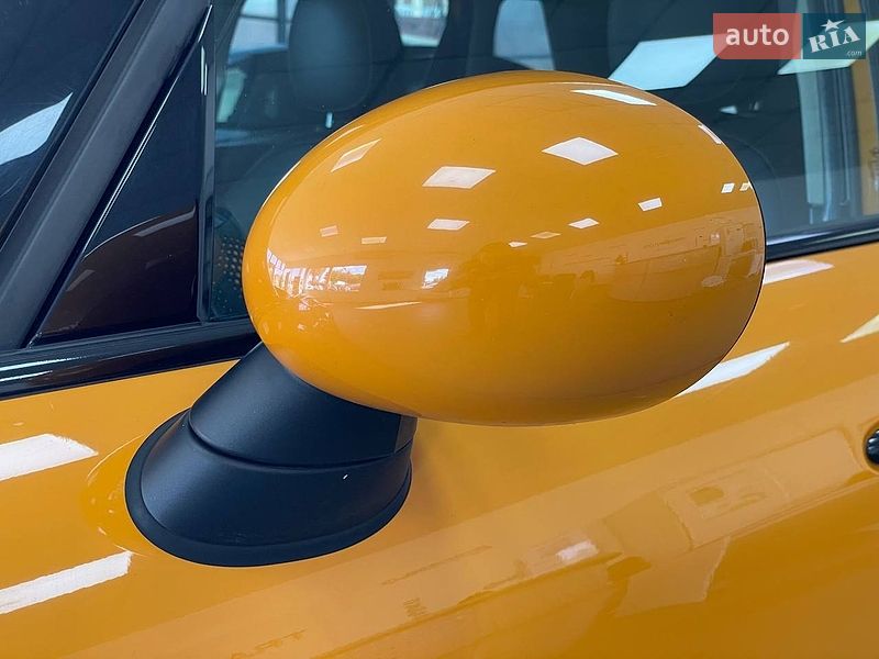Хэтчбек MINI Cooper 2015 в Киеве