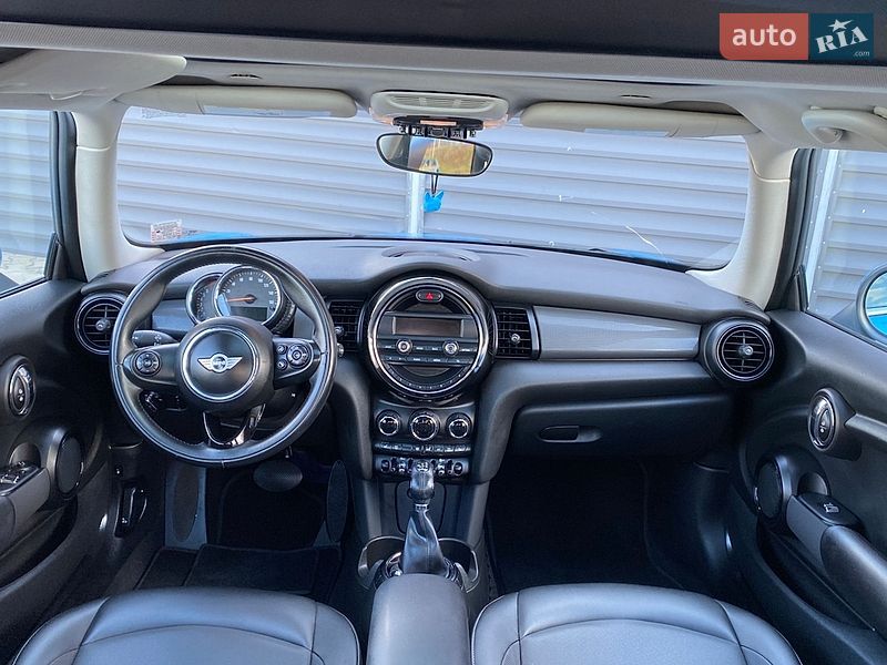 Хэтчбек MINI Cooper 2015 в Киеве